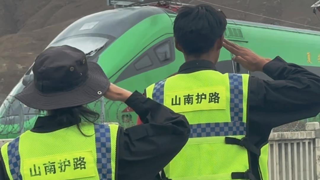 奥利背刺