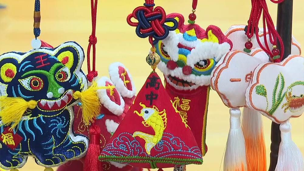 体操亚锦赛亚青赛：中国男队收获6枚金牌