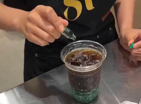 有人来接育儿嫂才知自己是备胎