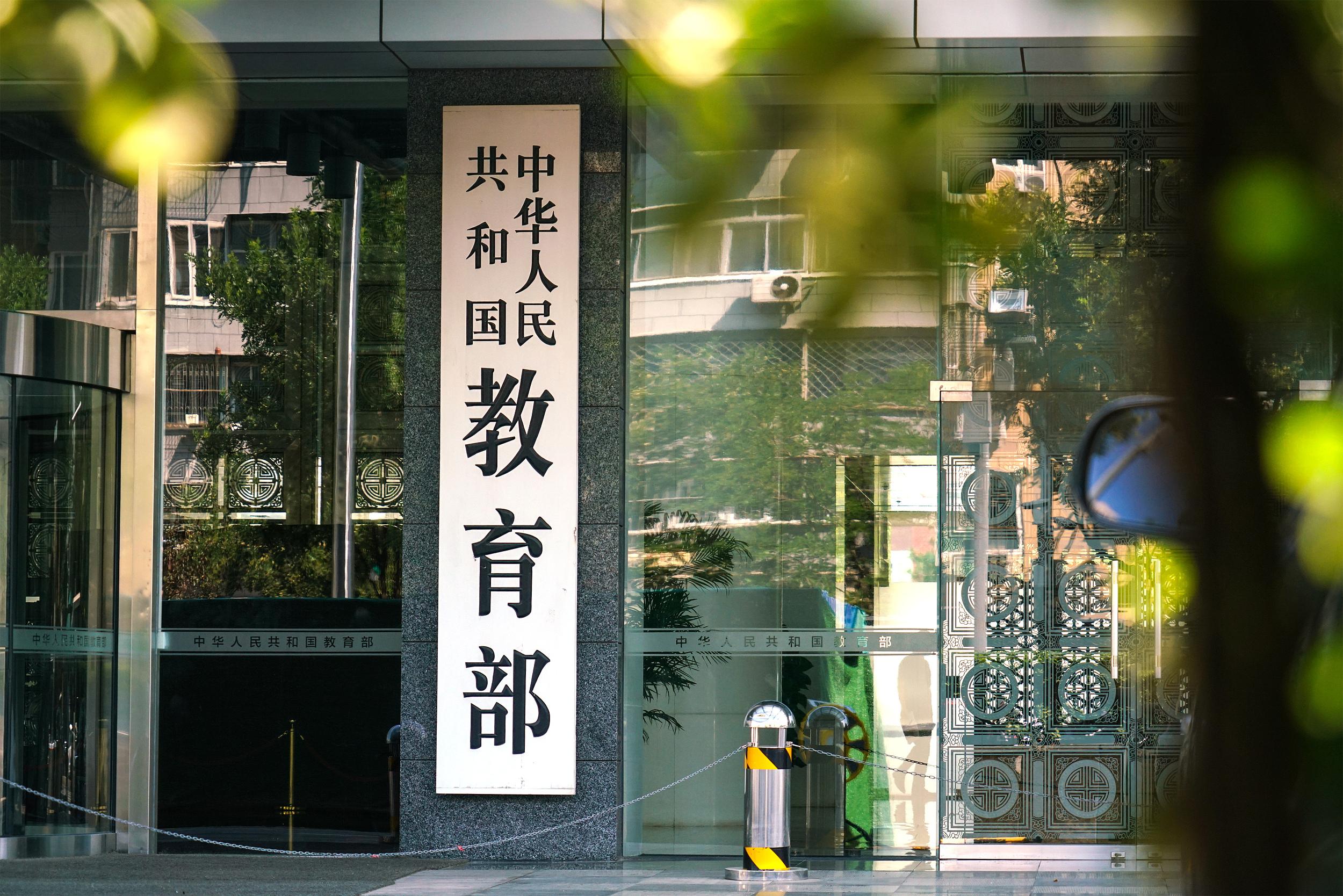 国产短剧已经疯了