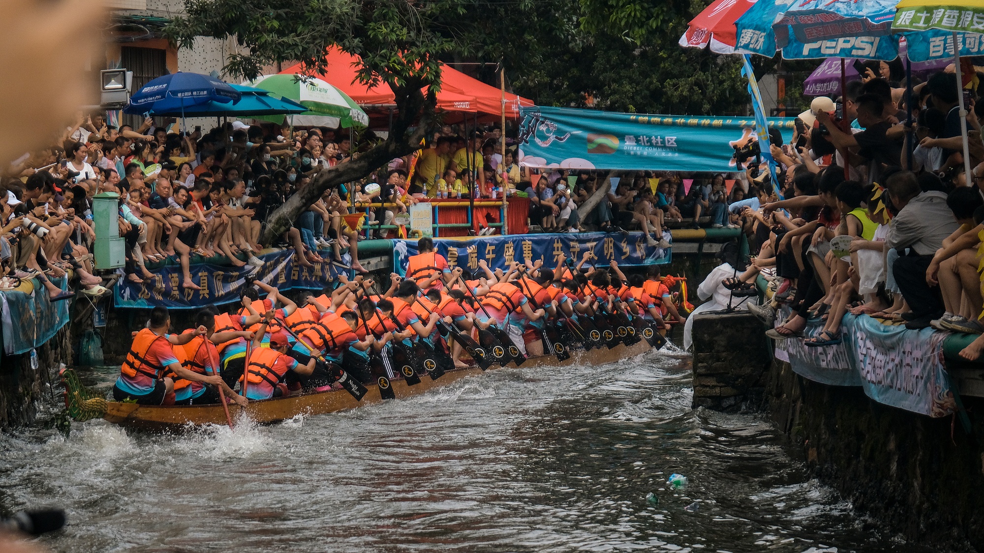 作者