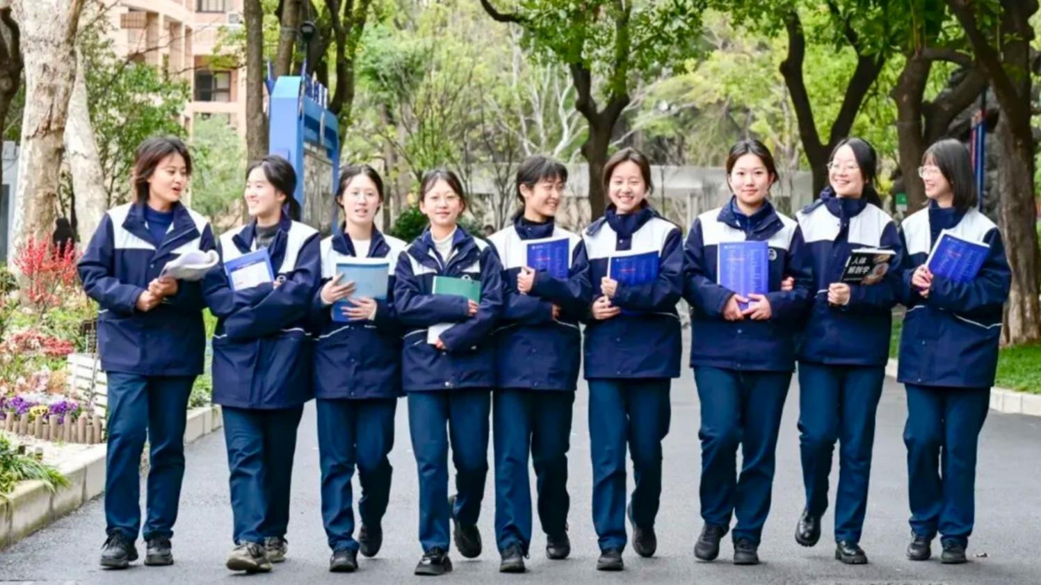 国产短剧已经疯了